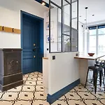 Appartement Renove T4 Avec Parking, Bayonne Centre Historique - Fr-1-783-46